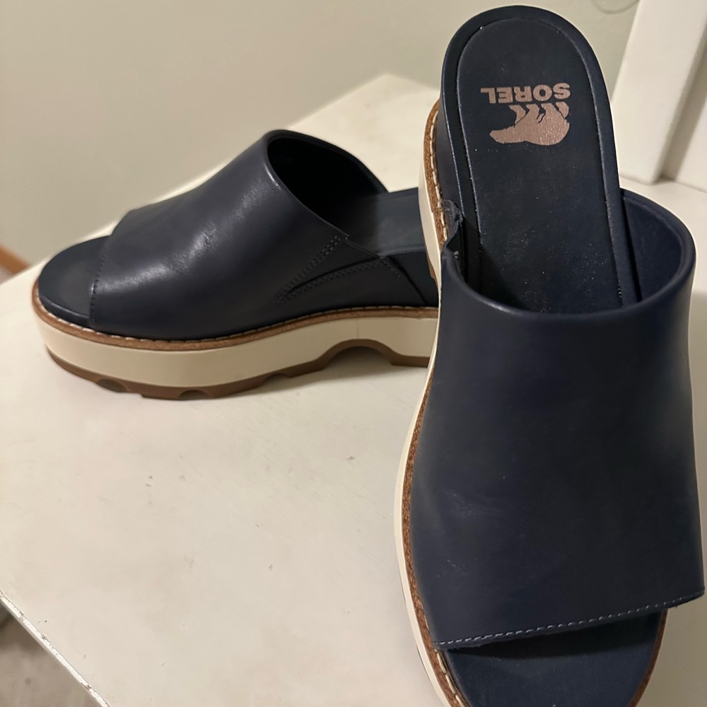 Sorel Women's Navy Sandals